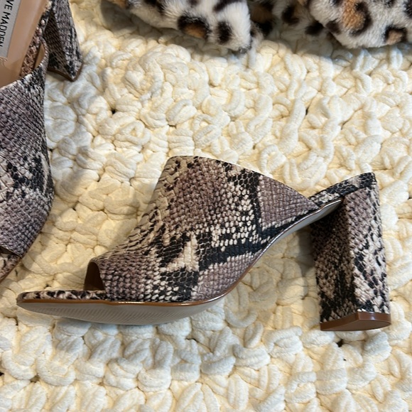Steve Madden Snake Print Heels - Picture 6 of 13
